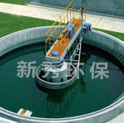 行车式全桥周边传动刮油吸泥机
